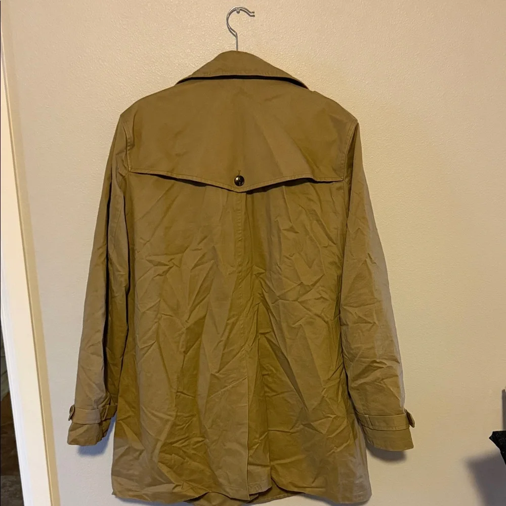 Banana Republic Men's Khaki Trench Coat - Picture 5 of 5